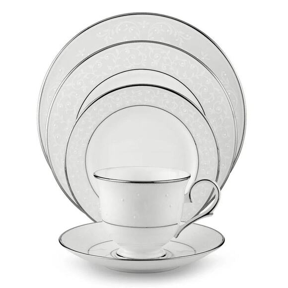 Lenox Opal Innocence 5-Piece dinner plate Setting New With Box